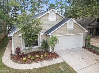 124 Lakeside Cir, Sanford, FL 32773