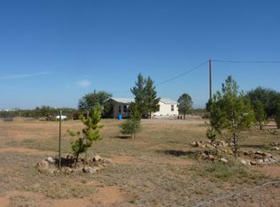 6155 E Calle Lobo, Hereford, AZ 85615
