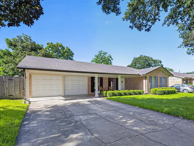 5310 Indigo St — Photo 3