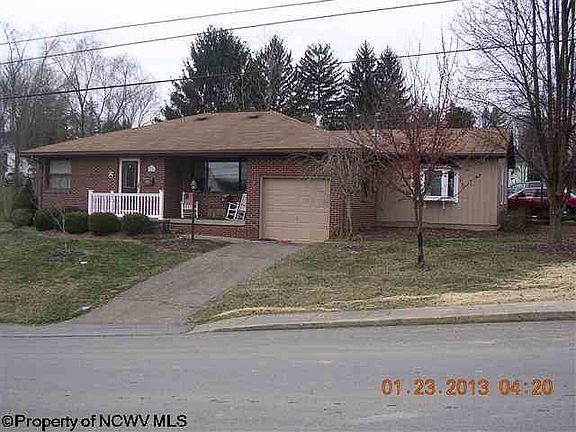 2nd image of 365 N Center St
