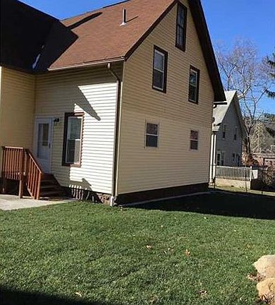 2nd image of 9 Blakeslee Pl