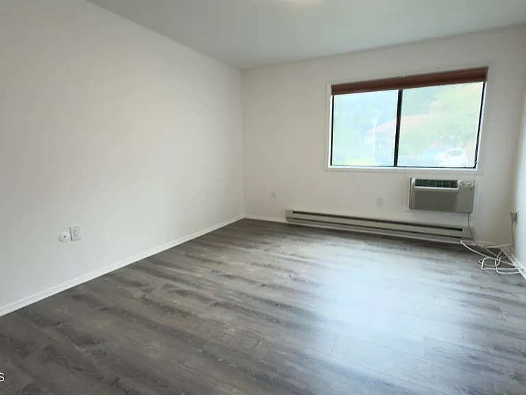 91 Arrowood Rd #D — Photo 23
