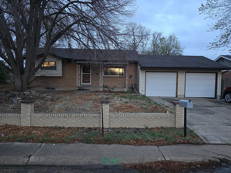 11534 Claude Ct — Photo 32