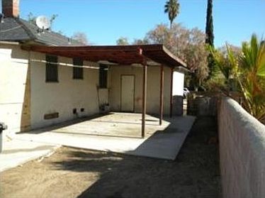 3rd image of 3564 N Del Rey Dr