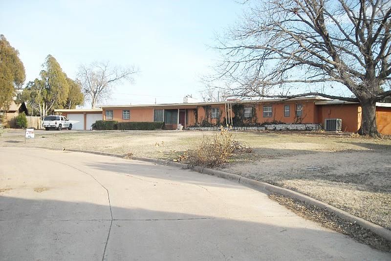 1st image of 1813 NW 22nd St