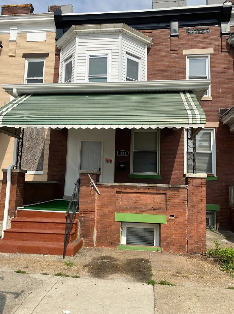 1211 Poplar Grove Street $600 Available (Shared Bath) — Photo 1