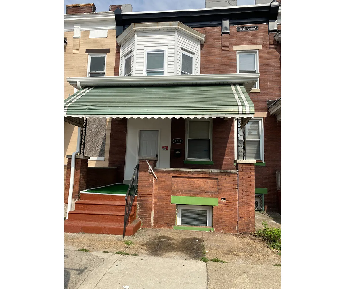 Photo 1 of 18 - 1211 Poplar Grove St #2B-650-2B - Baltimore, MD Primary Photo - 1211 Poplar Grove St #2B-650-2B