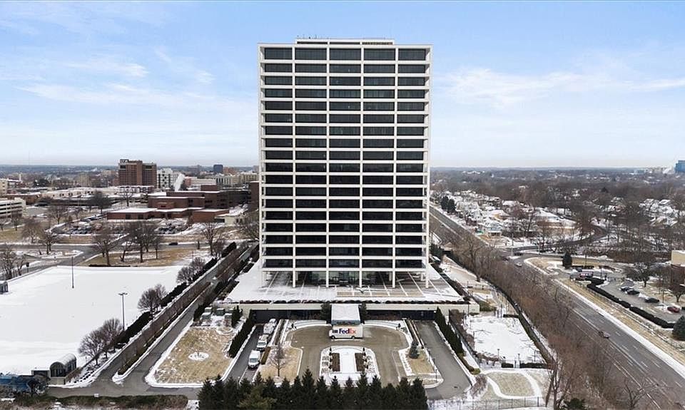 1st image of 700 W 31st St Suite 703