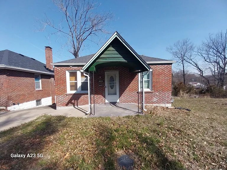 4519 June Ave — Photo 1