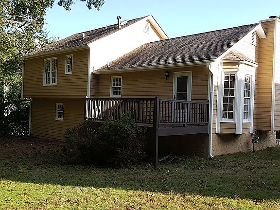 3rd image of 4240 Winding Trail Ln