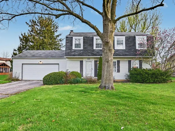 1020 Victoria Dr, Bucyrus, OH 44820