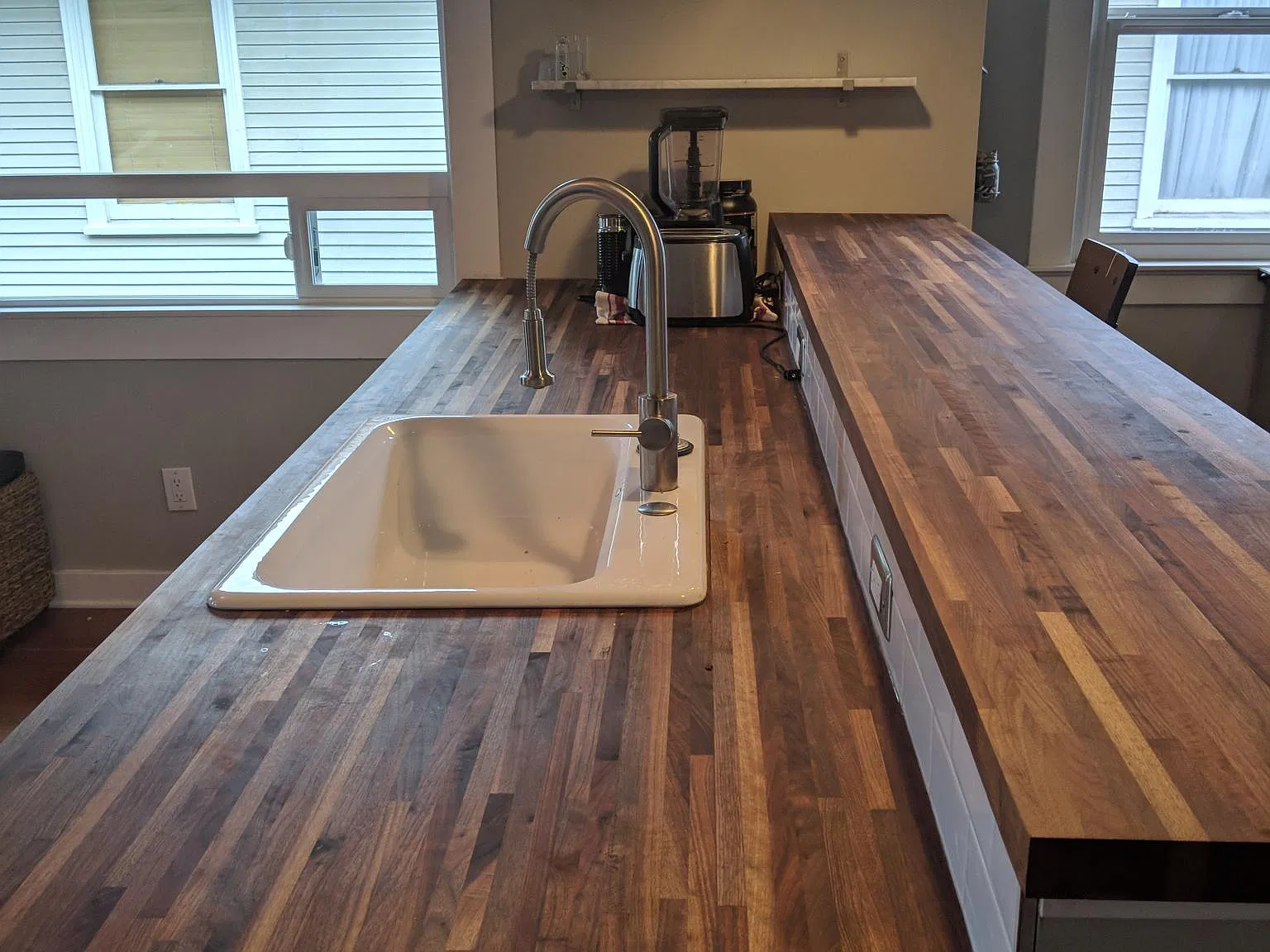 4 bed, 2350 sqft, $4,900 — Photo 4