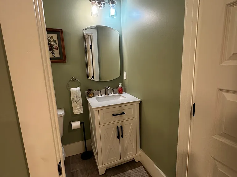 1075 N Highland Ave NE #2 — Photo 9