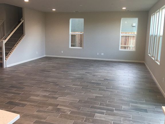 5th image of 5041 Foxfield Way