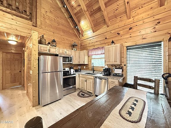 5th image of 2251 Upper Middle Creek Rd #L-12