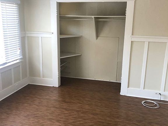 5th image of 431 Rose Ave