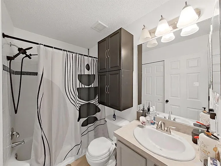 18126 Paradise Point Dr — Photo 18