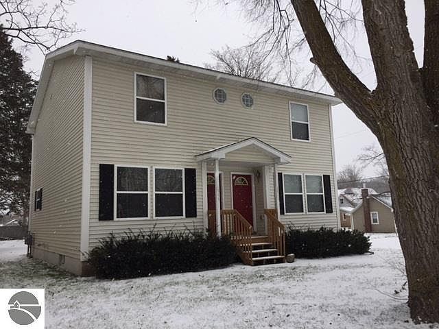 1st image of 1311/1313 Veterans Dr