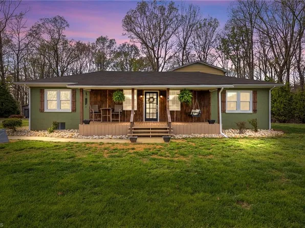 207 Hersey Collins Rd, Mount Airy, NC 27030