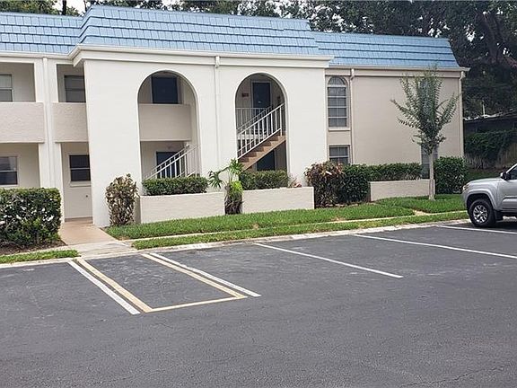 3rd image of 1975 W Bay Dr APT 508