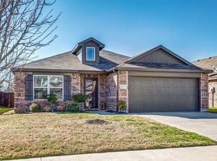 4913 Lemon Grove Dr, Fort Worth, TX 76135