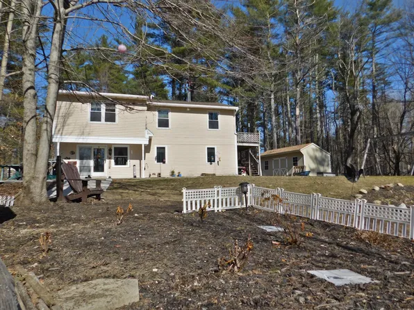 8 Ramsdell Road, Gray, ME 04039