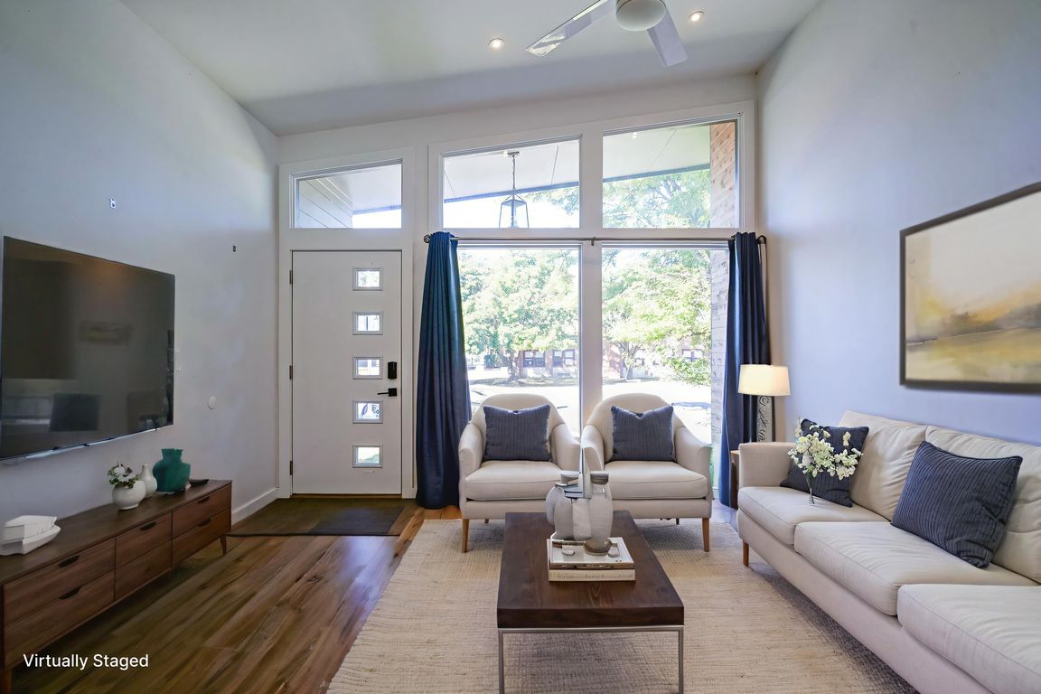 next background image