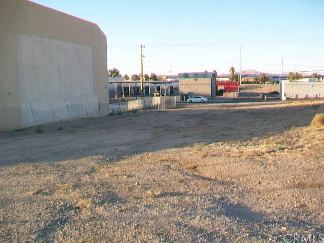 1st image of 17166 Sequoia Ave