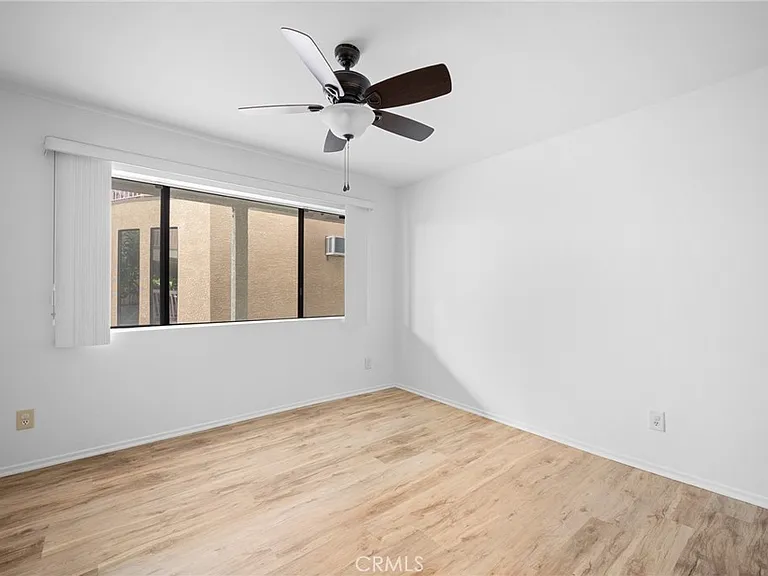 345 N Jackson St #106 — Photo 16