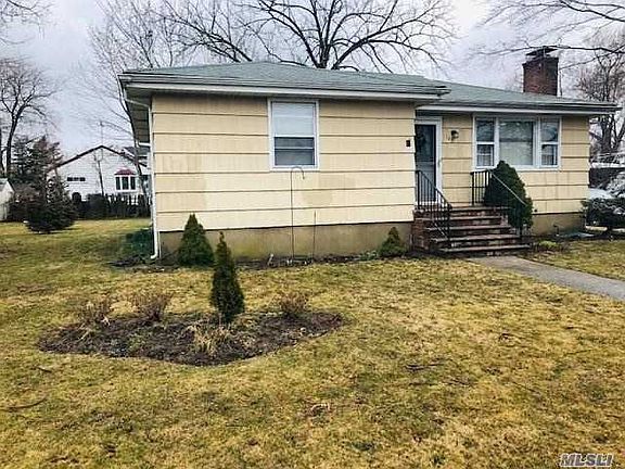 2nd image of 146 Jervis Ave