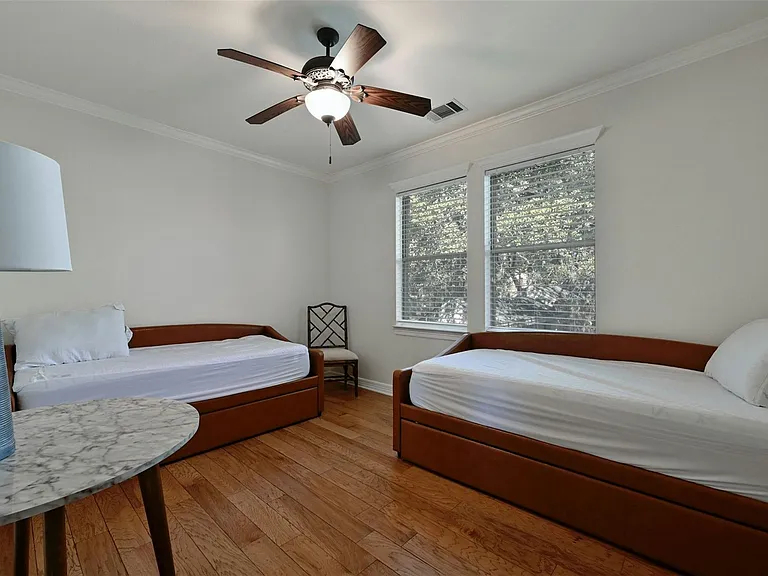 5606 Craggy Point — Photo 23