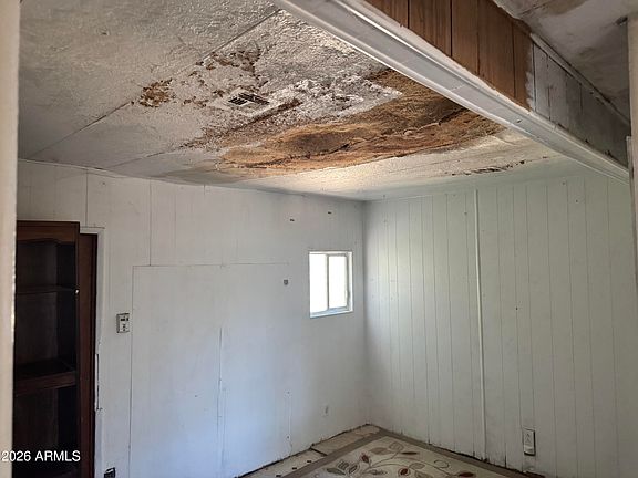 5th image of 17146 E MEADOW Lane