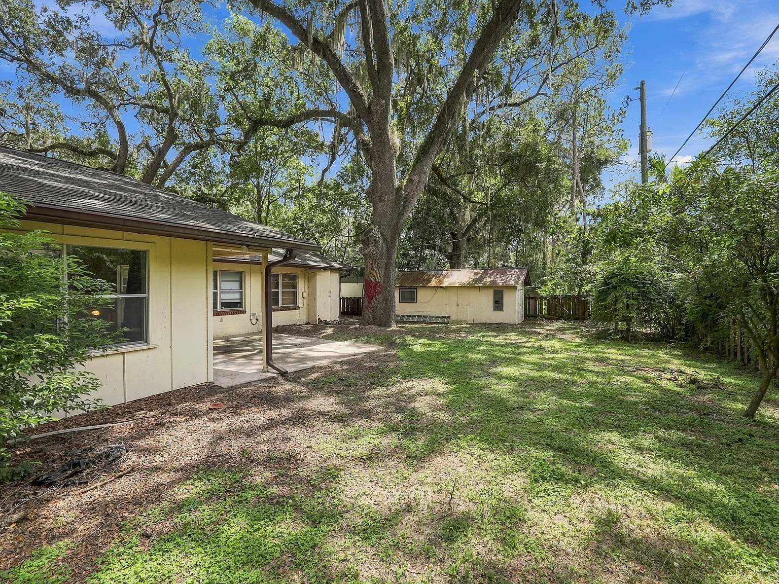 7 bed, 2078 sqft, $4,100 — Photo 3
