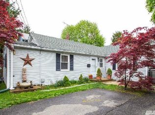 40 13th St, Locust Valley, NY 11560