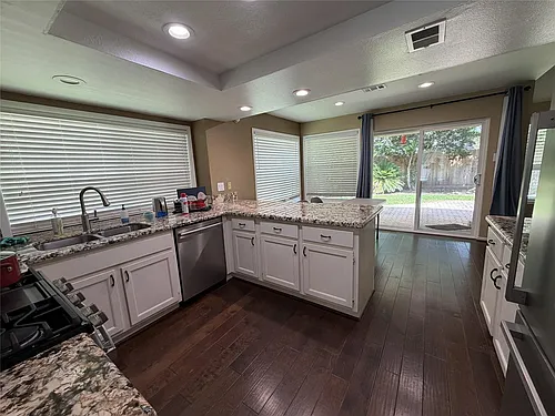 2211 Brook View Ln Photo 1 2211 Brook View Ln Photo 1