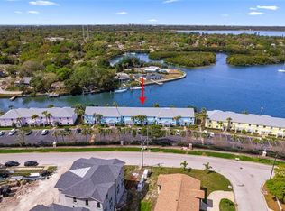 3845 Pompano Dr SE, Saint Petersburg, FL 33705