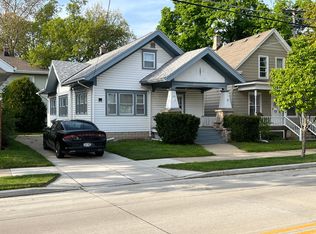 620 Goold St, Racine, WI 53402