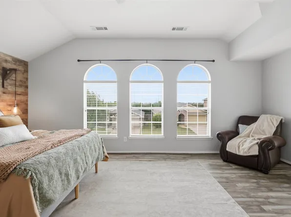 14037 Fontana Rd, Fort Worth, TX 76115