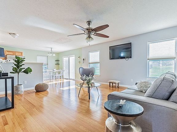 5th image of 23 Longton Pl