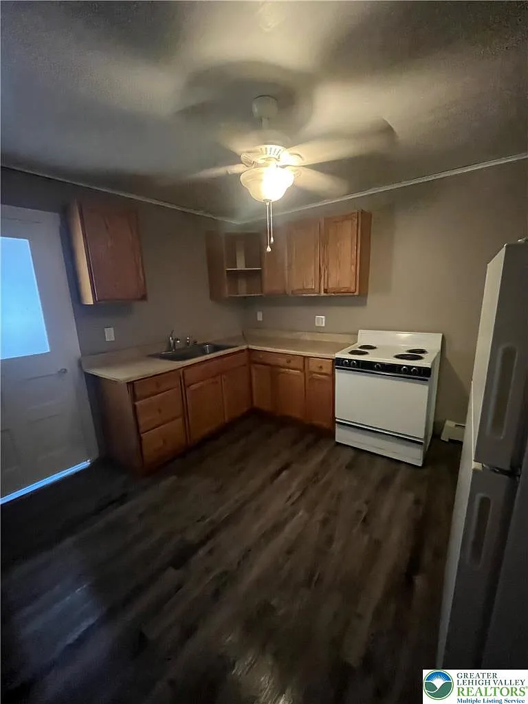 2 bed, 1000 sqft, $1,000 — Photo 4