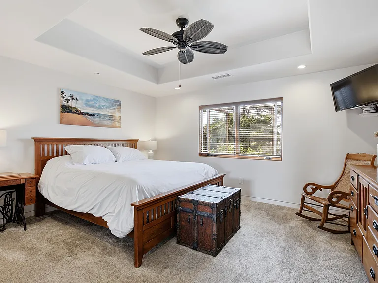 1320 Glorietta Blvd — Photo 14