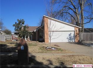 1108 W Huntsville St, Broken Arrow, OK 74011