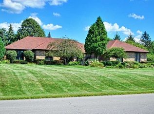 22W550 Broker Rd, Medinah, IL 60157