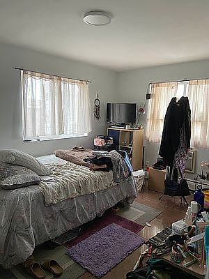5th image of 24-20 32nd St
