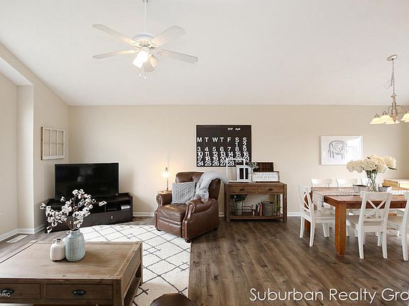 5th image of 4087 Carlie Ct
