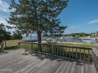 32A Penny Ln, Hampton Bays, NY 11946
