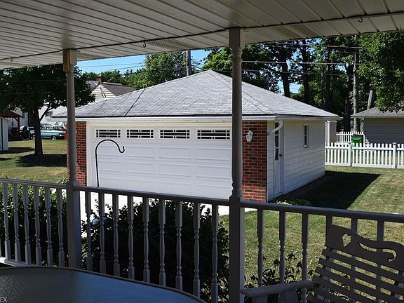 5th image of 958 Talmadge Ave
