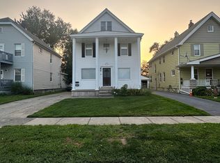 4000 E 52nd St, Newburgh Heights, OH