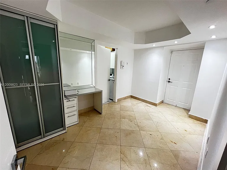 18671 Collins Ave #402 — Photo 23