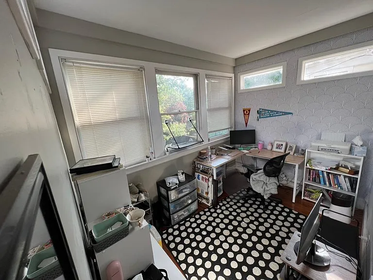 3301 Kensington Ave — Photo 20